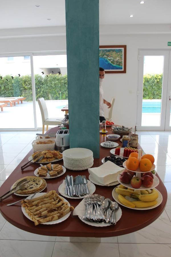 Villa Amorena - Adults Only Bol Dış mekan fotoğraf