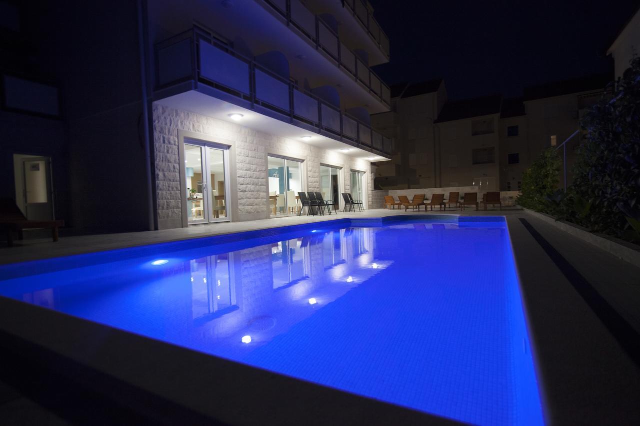 Villa Amorena - Adults Only Bol Dış mekan fotoğraf