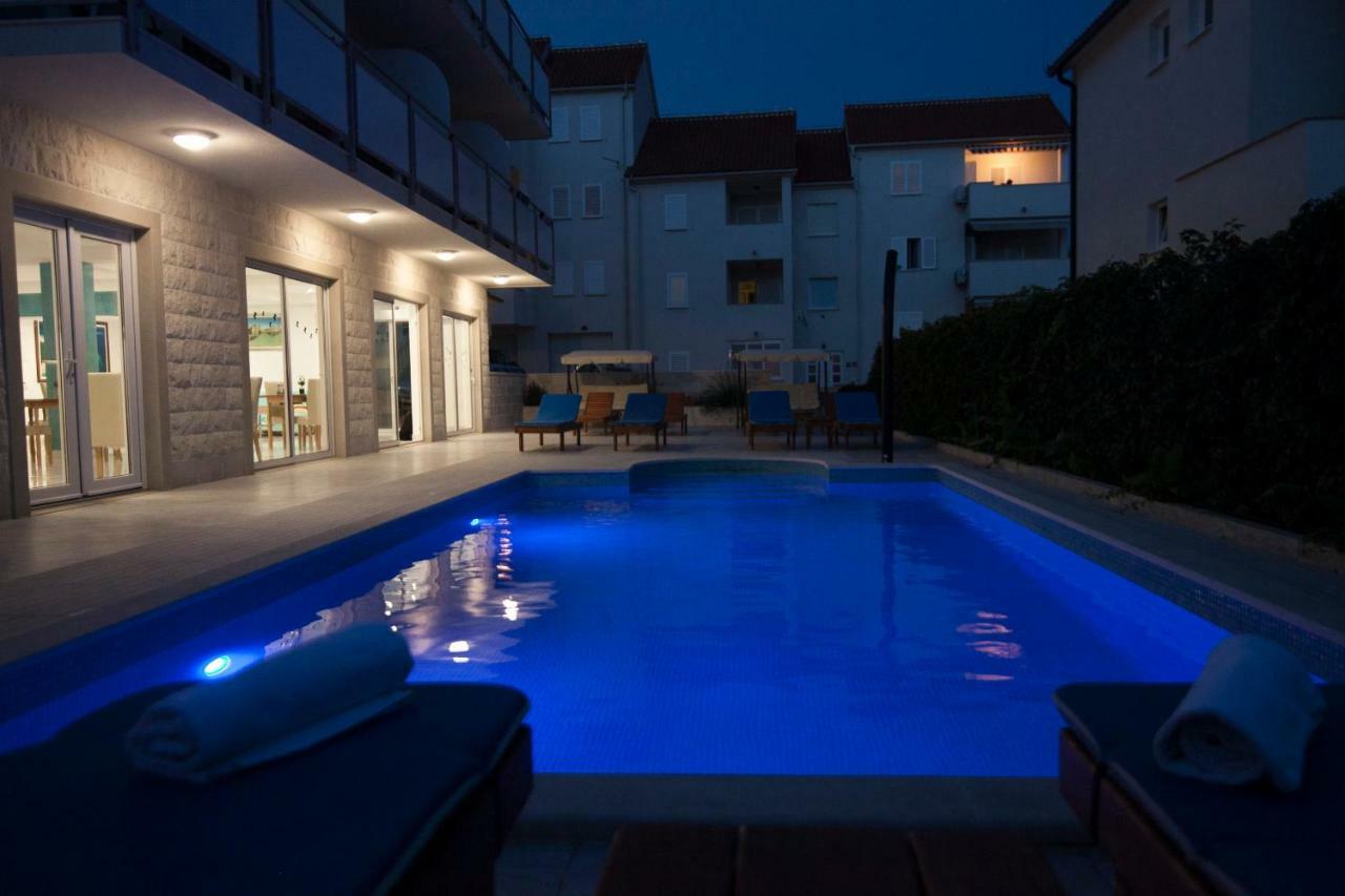 Villa Amorena - Adults Only Bol Dış mekan fotoğraf