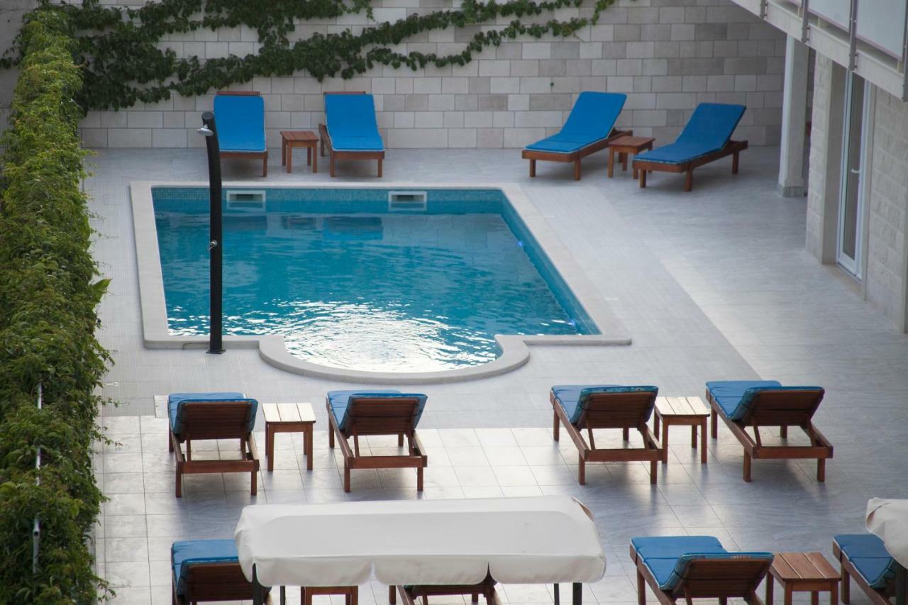 Villa Amorena - Adults Only Bol Dış mekan fotoğraf